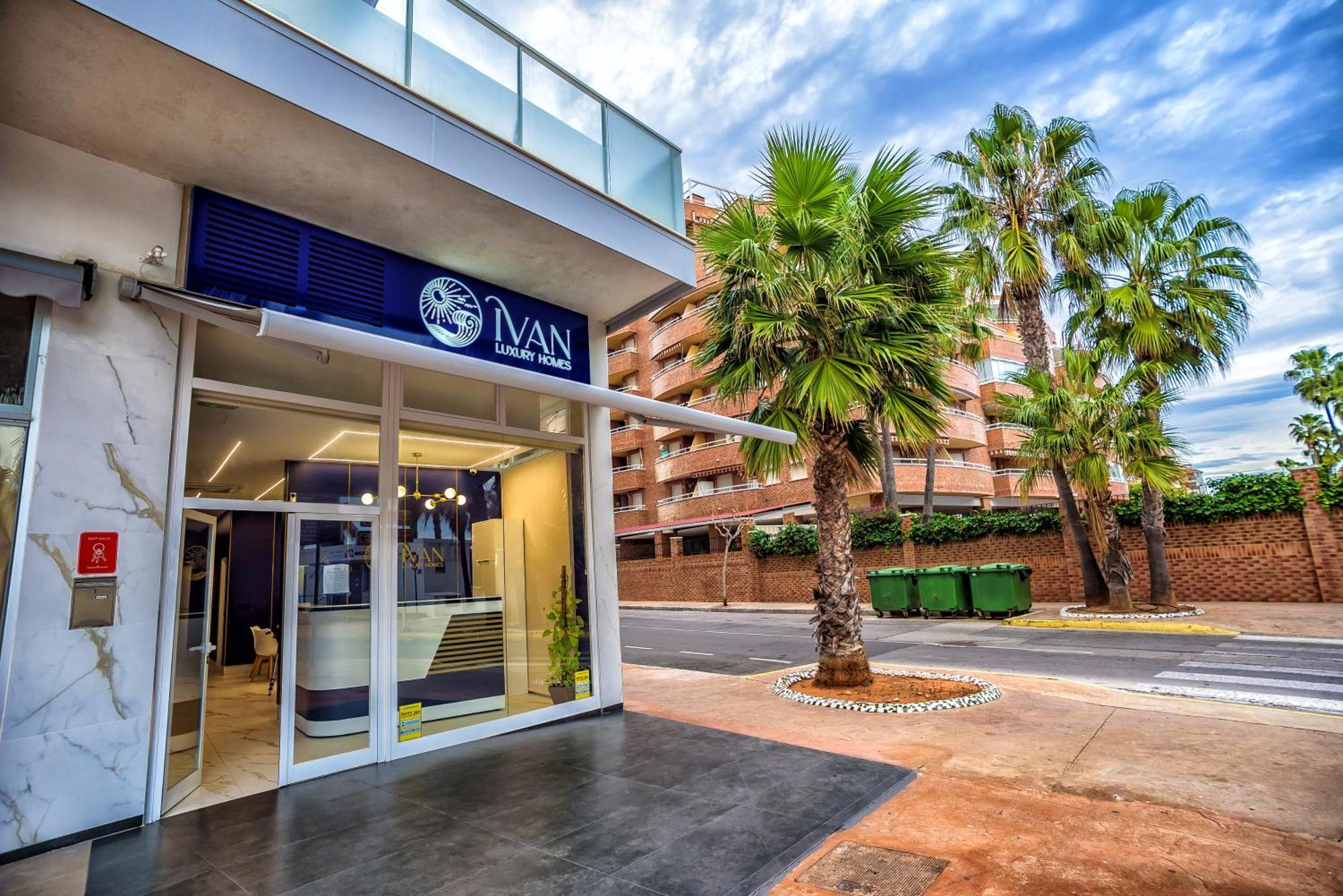 Casa Luna Ivan Luxury Homes 1ªpta Norte 1ªlinea 奥罗佩萨德尔马 外观 照片