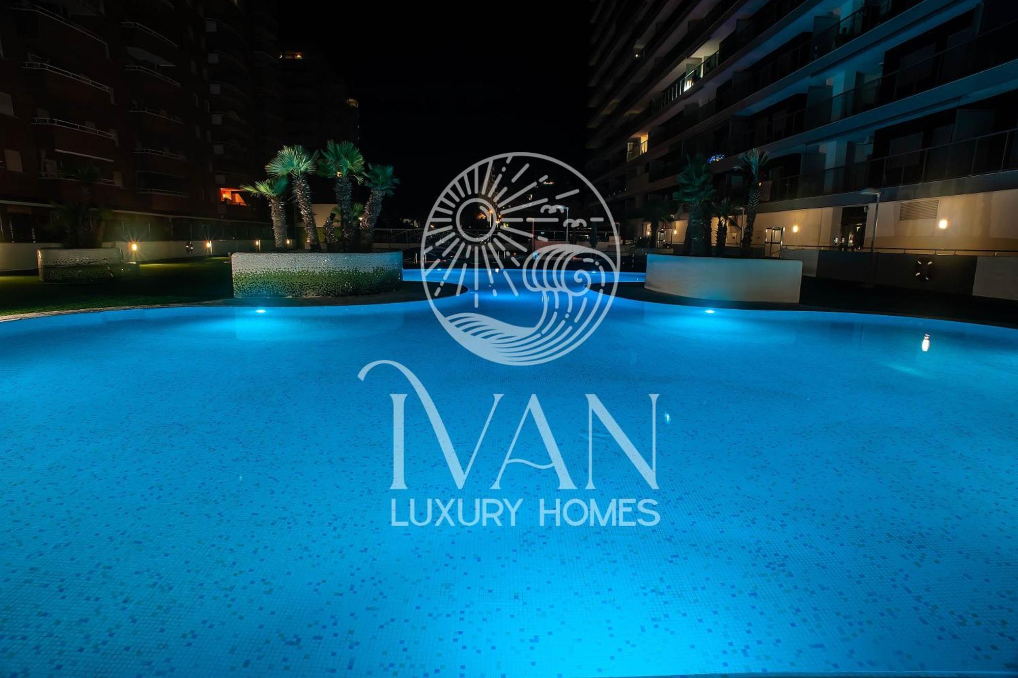 Casa Luna Ivan Luxury Homes 1ªpta Norte 1ªlinea 奥罗佩萨德尔马 外观 照片